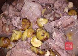 花生板栗炖排骨的做法图解9