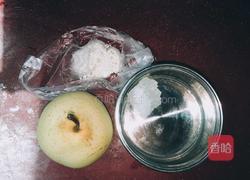 川贝冰糖雪梨的做法图解1