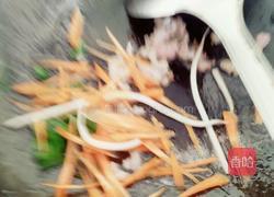 杂蔬肉末鸡蛋炒饼的做法图解2