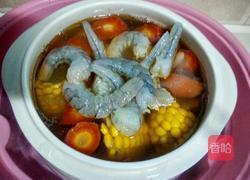 虾仁玉米滋养汤的做法图解10
