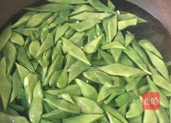 芸豆炒肉的做法图解2