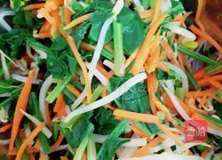 豆芽菠菜拌粉丝的做法图解2
