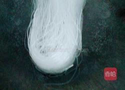 豆芽菠菜拌粉丝的做法图解3