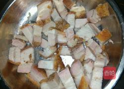 蒜蓉炒脆皮肉的做法图解2