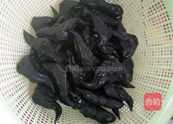 煮菱角的做法图解1