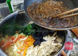 韩式炒杂菜 잡채的做法图解5