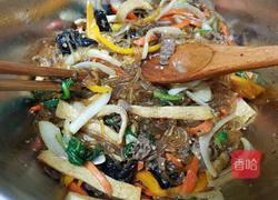 韩式炒杂菜 잡채的做法图解6