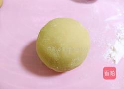 广式月饼（100克莲蓉蛋黄馅）的做法图解25