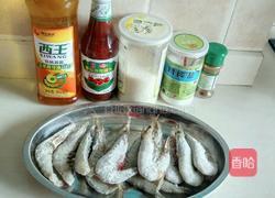 茄汁脆皮虾的做法图解1