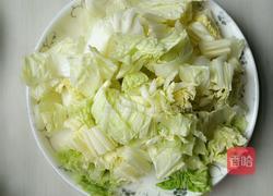 猪皮白菜炖豆腐的做法图解2