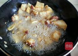 肥而不腻的竹笋烧肉的做法图解7