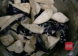 肉沫茄子的做法图解1