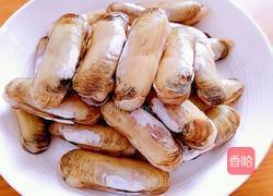 葱爆蛏子的做法图解1