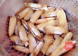 葱爆蛏子的做法图解2