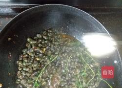 爆炒田螺的做法图解3