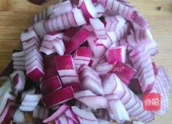 牛肉丁炒米饭的做法图解3