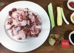 西红柿炖牛腩的做法图解2