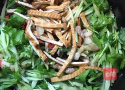 芹菜香干的做法图解9