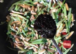 芹菜香干的做法图解12