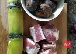 甘蔗焖排骨的做法图解1