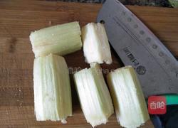 甘蔗焖排骨的做法图解2