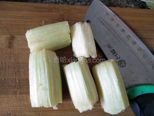 甘蔗削皮
