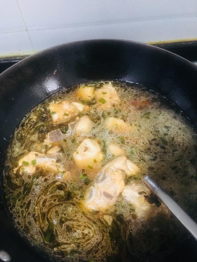 加入适量的清水大火烧开