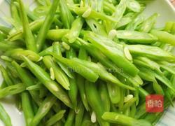 四季豆炒肉的做法图解2