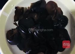 凉拌黑木耳的做法图解2