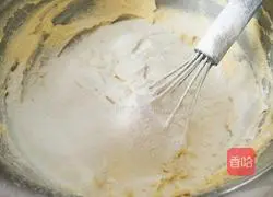 Milk-flavored date paste mooncake recipe illustration 6