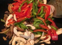 黑胡椒牛柳河粉的做法图解8