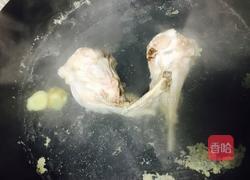 山药大骨汤的做法图解4