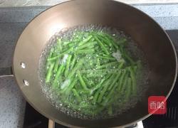 咸蛋黄炒长豆角的做法图解9