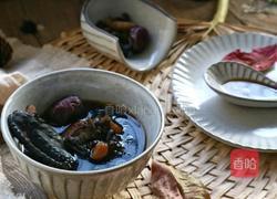 熟地黑豆乌鸡汤的做法图解1