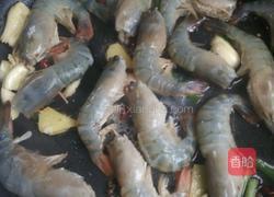 红烧罗氏沼虾的做法图解3