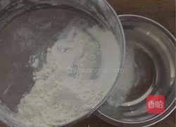 黄金奶粉椰丝球的做法图解2