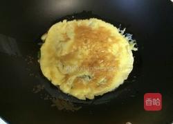 葱花煎鸡蛋的做法图解3