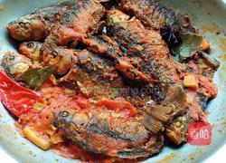 茄汁鲫鱼的做法图解7