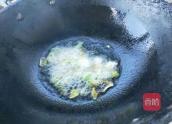 板栗炖鸡的做法图解4