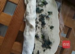 黑芝麻糊葱油饼的做法图解4
