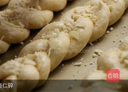 杏仁奶酥辫子包的做法图解24