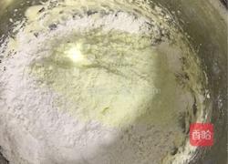奶香小酥饼的做法图解2