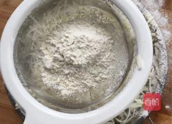 甘肃洋芋擦擦的做法图解3