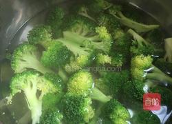 蒜蓉西兰花的做法图解3