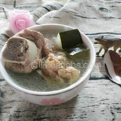冬瓜花生米筒骨汤的做法 菜谱 香哈网 冬瓜花生米筒骨汤的做法 菜谱 香哈网