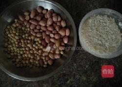 花生黄豆粥的做法图解1