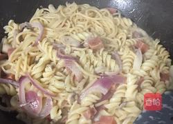 奶油蘑菇意面的做法图解6