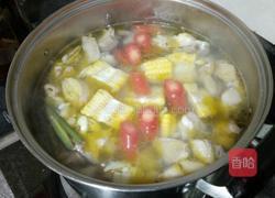 香菇玉米鸡肉汤的做法图解5