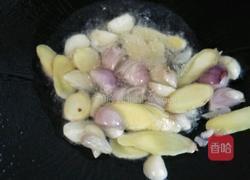 爆炒生肠的做法图解3