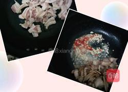 酸菜炒五花肉的做法图解2